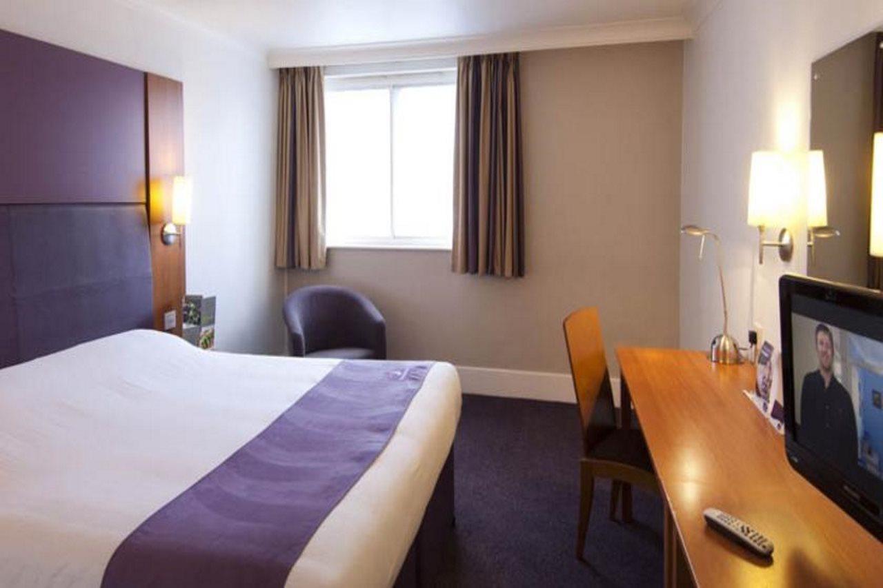 Premier Inn Maidstone Kültér fotó